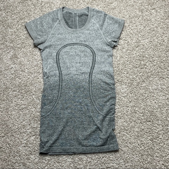 lululemon athletica Tops - Lululemon Swiftly Tech Short Sleeve